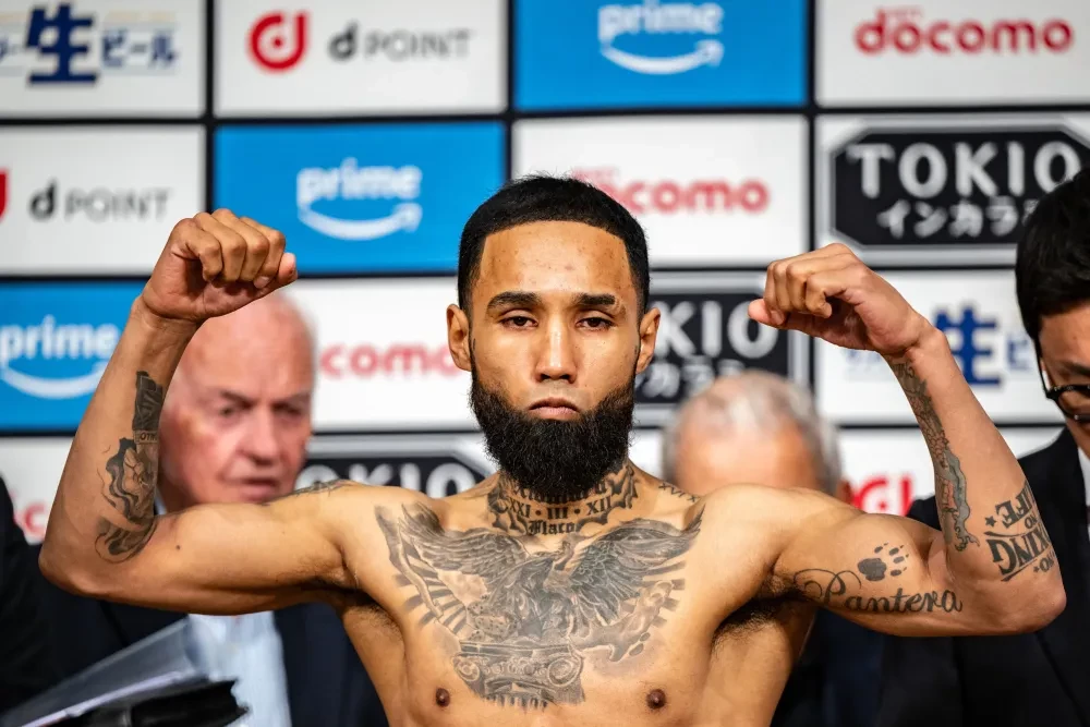 Luis Nery trong buổi cân thử trước trận đấu với Naoya Inoue