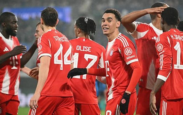 Bayern Munich dễ dàng đánh bại Atalanta trên sân khách.
