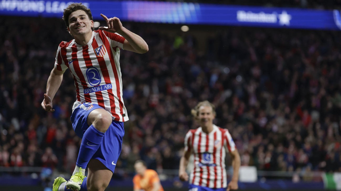 Julian Alvarez đã có màn trình diễn xuất sắc trước Spurs.