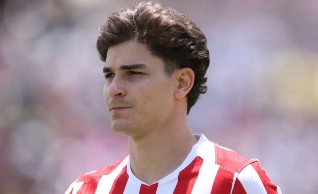 Alvarez trong tầm ngắm của Chelsea.