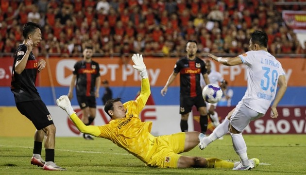 Hàng thủ đội tuyển Việt Nam được xây dựng dựa trên những nhân tố có thể hình ấn tượng.