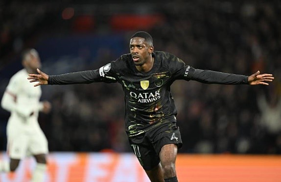 Dembele hóa hung thần của các đội bóng Anh.