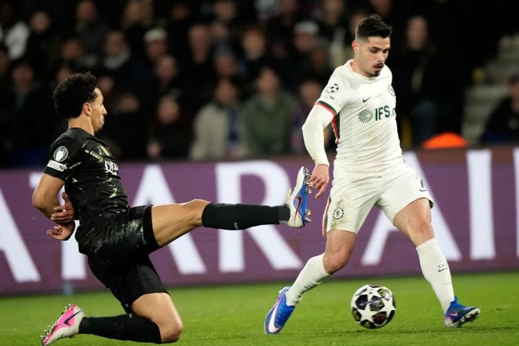 Pedro Neto (6,4): Thi đấu thiếu ổn định nhưng đã làm rất xuất sắc trong tình huống đoạt lại bóng và tạo cơ hội cho Fernandez lập công.