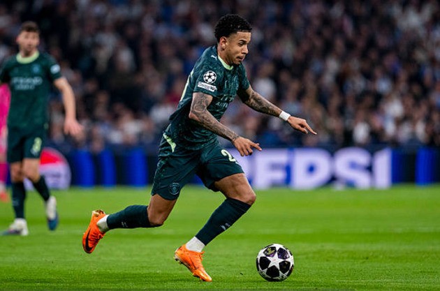 Savinho (5.6): Hoàn toàn bế tắc trong hiệp một và bị thay ra ngay sau giờ nghỉ. Khác với màn trình diễn chói sáng trước Newcastle cuối tuần qua, Savinho đã gặp rất nhiều khó khăn trước các hậu vệ đẳng cấp thế giới.