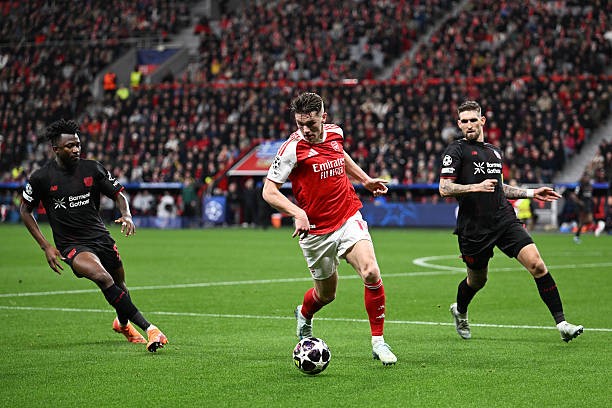 Viktor Gyokeres - 6.4 điểm: Lấn lướt Andrich ở những phút đầu và suýt khiến đối phương phải nhận thẻ đỏ sớm. Tuy nhiên, kỹ năng xử lý bước cuối của tiền đạo này chưa thực sự sắc bén, khiến các cơ hội liên tục trôi qua. 