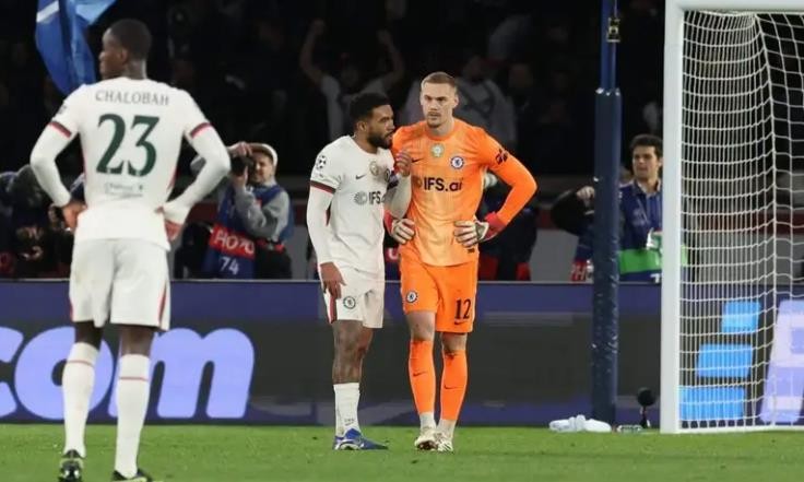 Chelsea cần một thủ thành đẳng cấp thế giới.