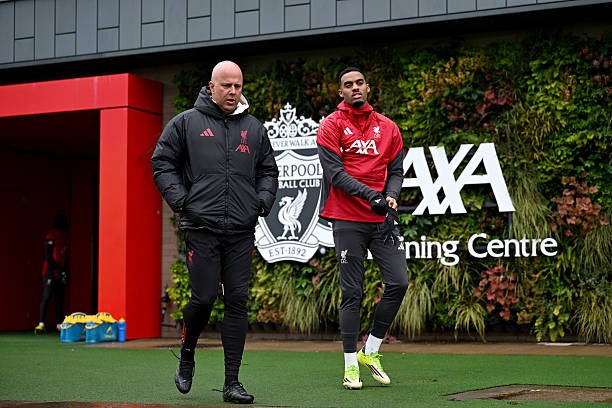 Slot quyết định đặt niềm tin vào Gravenberch. 