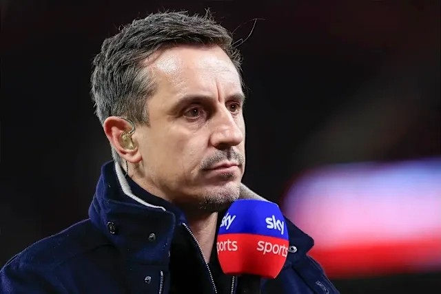 Gary Neville cho rằng Tottenham rớt hạng tốt cho Ngoại hạng Anh.