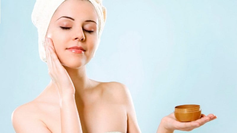 Thông thường, lượng nước cần thiết mỗi ngày dao động khoảng 1,5 đến 2 lít, tùy theo thể trạng và mức độ vận động.