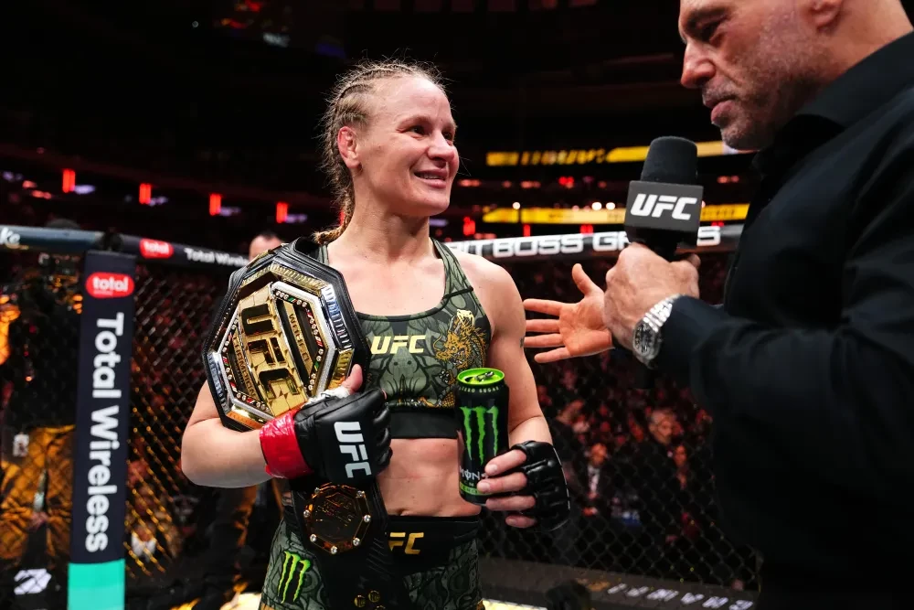 Valentina Shevchenko được phỏng vấn bởi Joe Rogan tại UFC 322