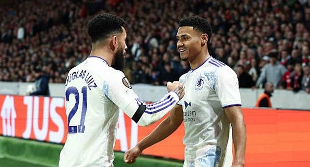 Ollie Watkins giúp Aston Villa đánh bại Lille.