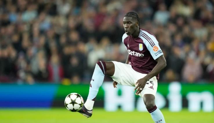 Amadou Onana là mẫu tiền vệ MU đang cần.