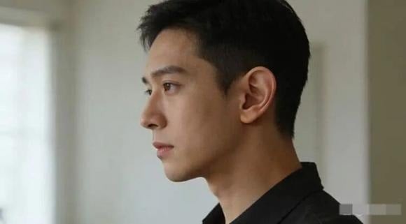 Không giống như nhiều vị trí khác trên khuôn mặt, nốt ruồi trên tai trong nhân tướng học thường được xem là dấu hiệu tích cực.