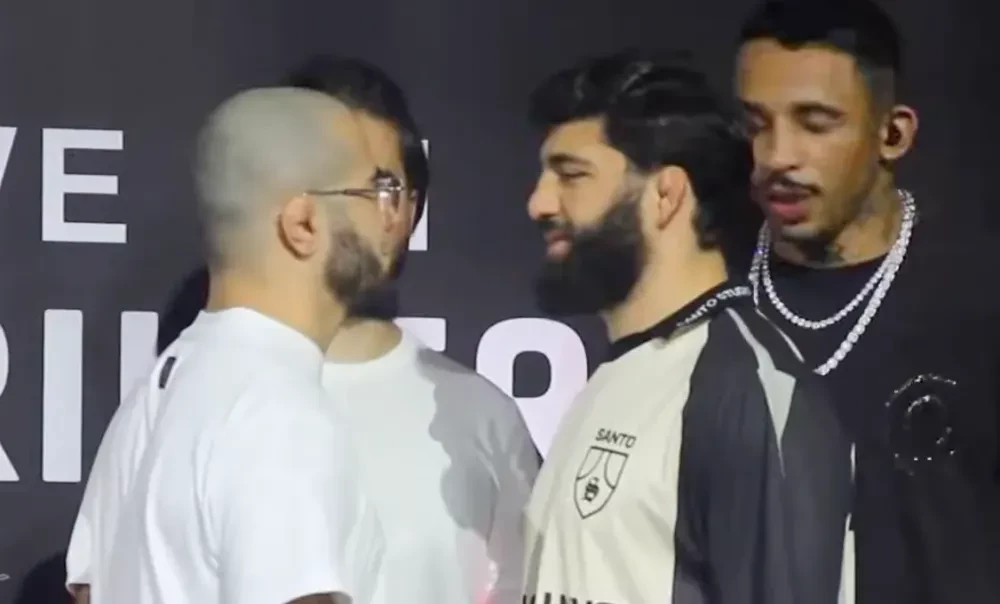 Arman Tsarukyan và Muhammad Mokaev đối mặt trước trận đấu.