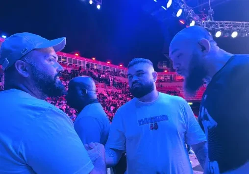 Hai khán giả bất đắc dĩ thượng đài tại Hype Brazil