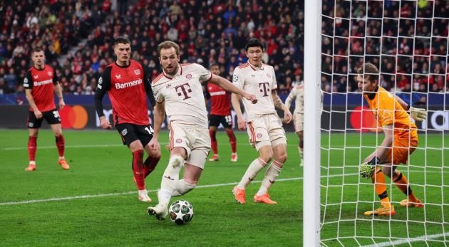 Bayern được đánh giá cao hơn Leverkusen ở thời điểm hiện tại.