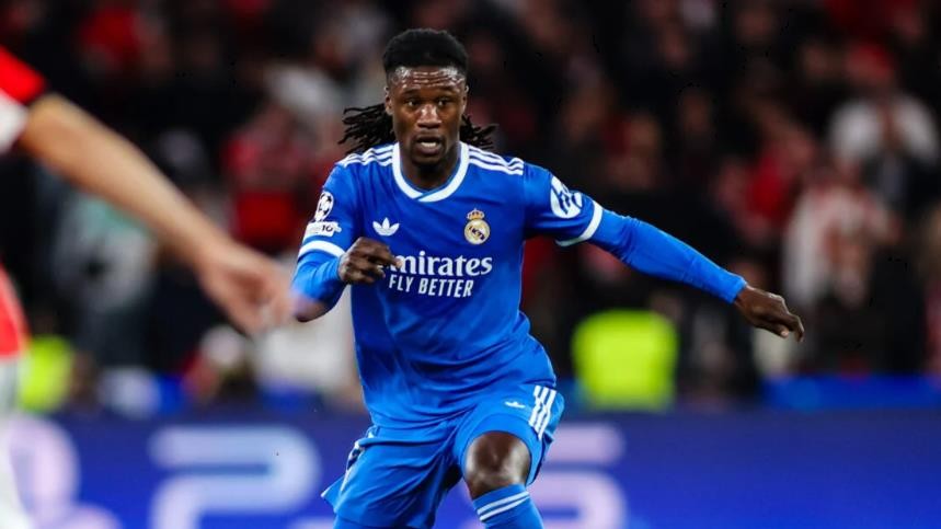 Camavinga được liên kết với MU.