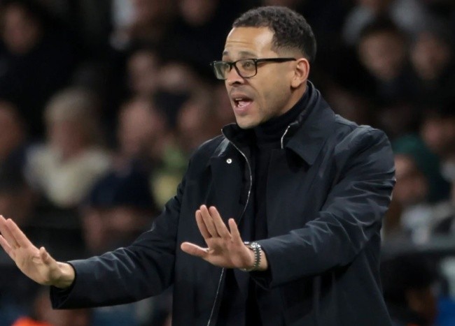 Liam Rosenior kiên định với triết lý bóng đá tấn công ở Chelsea.