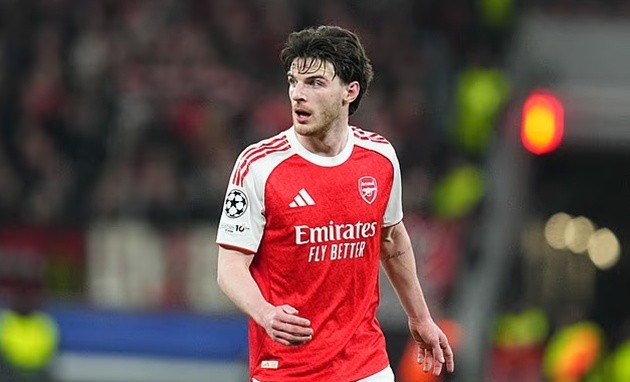 Rice và các đồng đội đá trận Everton sớm hơn dự kiến.