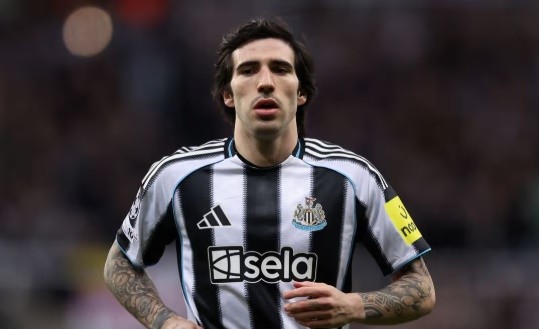 Người đại diện có những phát ngôn gây tranh cãi xoay quanh tương lai Tonali.