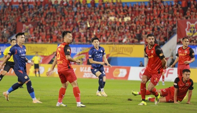 Tiền đạo trẻ 21 tuổi cần cú hích bàn thắng