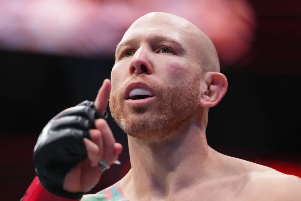 Josh Emmett tại sự kiện UFC 296