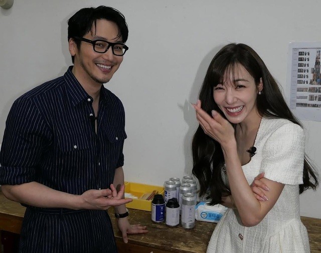 Tiffany (SNSD) hé lộ chuyện tình với chồng diễn viên- Ảnh 2. Tiffany (SNSD) hé lộ chuyện tình với chồng diễn viên- Ảnh 2.