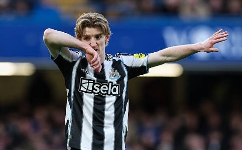 Gordon đã có những lời đáp trả về bình luận thiếu tính xác thực của Rooney.