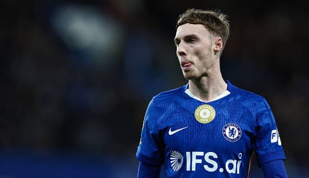 Tiền đạo cánh phải: Cole Palmer – 6.6 điểm Như thường lệ, Palmer vẫn là điểm sáng nhất trong các phương án tấn công của Chelsea. Anh có những pha dứt điểm khiến khung thành Newcastle chao đảo và thực hiện những quả tạt chính xác. Tuy nhiên, trong một ngày mà các vệ tinh xung quanh thi đấu thiếu hiệu quả, một mình Palmer là không đủ để giúp Chelsea tìm thấy bàn thắng.