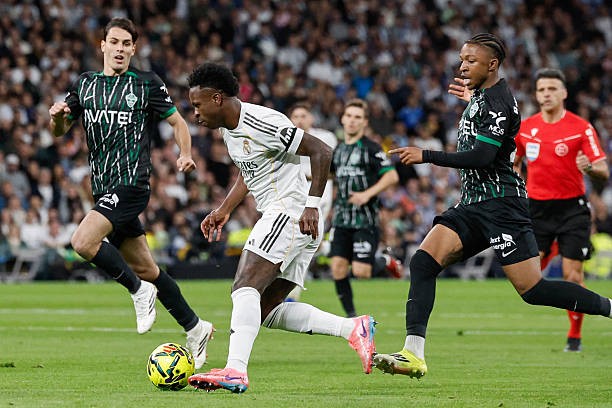 Vinicius Junior - 6.9 điểm: Một ngày thi đấu bế tắc và hoàn toàn 