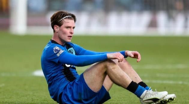 Alex Scott xứng đáng để MU cân nhắc chiêu mộ.