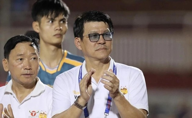 Ông Thành từng nhiều lần chỉ trích người tiền nhiệm.