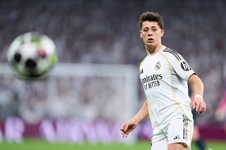 Guler đã tạo nên 1 siêu phẩm trên nền trời Bernabeu.