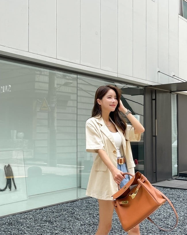 Khi lựa chọn linen, nên ưu tiên gam màu trung tính hoặc pastel nhạt để tăng hiệu ứng cao cấp và dễ phối đồ.