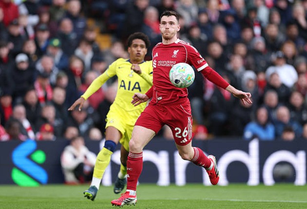 Andy Robertson (6.6 điểm): Anh tạo ra chiều rộng cho lối chơi tấn công biên trong hiệp một. Hậu vệ này mắc sai lầm vị trí khiến đội nhà phải nhận bàn thua đáng tiếc.