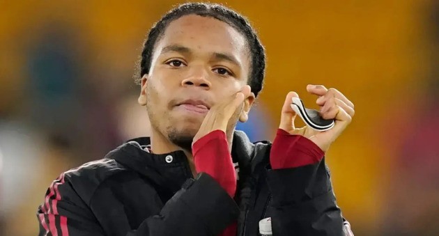 Rio Ngumoha (6.9 điểm): Tài năng trẻ thi đấu đầy tự tin bên hành lang cánh trái. Anh liên tục khuấy đảo hàng thủ Tottenham bằng tốc độ trước khi rời sân ở hiệp hai.