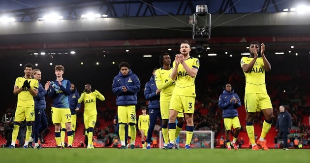 Spurs vẫn còn cơ hội trụ hạng.