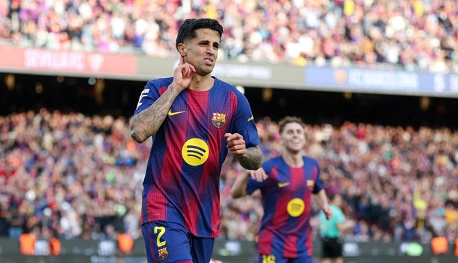  Cancelo đã có trận đấu xuất sắc.