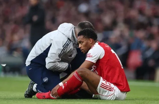 Timber lỡ trận tái đấu Leverkusen.