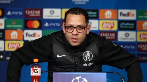 Rosenior khẳng định Chelsea tập trung tuyệt đối cho màn tái đấu PSG.