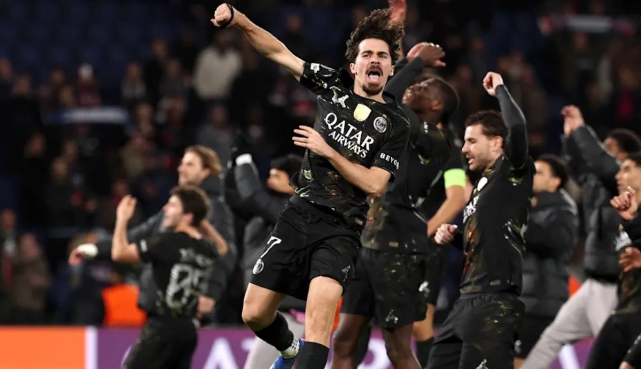 PSG đè bẹp Chelsea ở trận lượt đi,