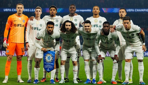 Chelsea nỗ lực lội ngược dòng trước PSG.