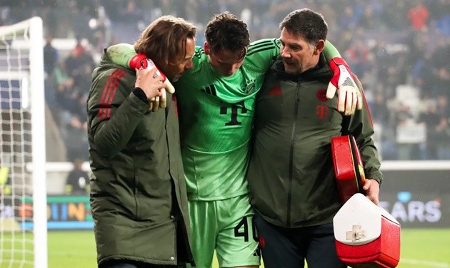 Các thủ môn của Bayern thay phiên dính chấn thương.
