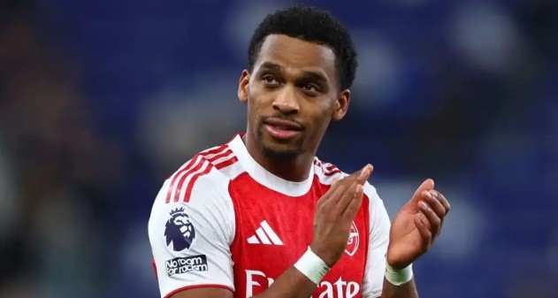 Timber không thể góp mặt trong cuộc đụng độ Leverkusen. 