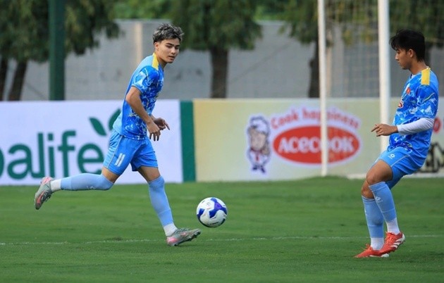 Moric thổi hồn bóng đá châu Âu vào U23 Việt Nam.