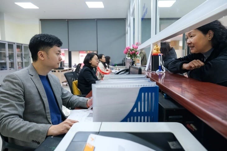 Không chỉ có lương hưu, người tham gia BHXH tự nguyện còn được cấp thẻ BHYT với mức hưởng lên tới 95%.