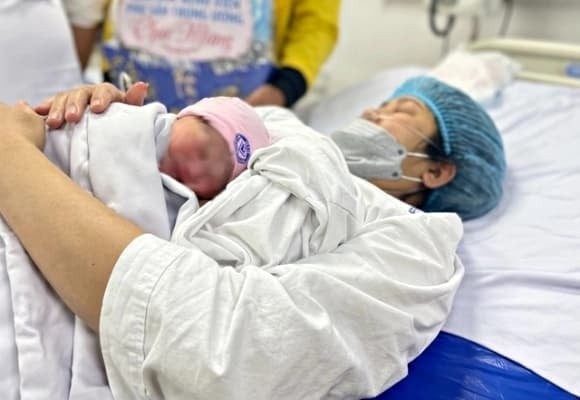 Dự thảo Nghị định mới đề xuất kéo dài thời gian nghỉ thai sản cho lao động nữ. 