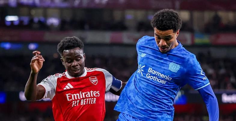 Bukayo Saka (7 điểm): Buộc Blaswich phải trổ tài cứu thua sau một pha phối hợp lỗi ở hàng thủ đối phương, mang đến cho anh cơ hội dứt điểm bằng chân phải. Có nhiều cơ hội để tìm ra đường chuyền hay cú sút thuận lợi nhưng liên tục bị hàng thủ Leverkusen làm nản lòng. Dù vậy, anh đã cống hiến rất nhiều sức lực bên hành lang cánh phải.