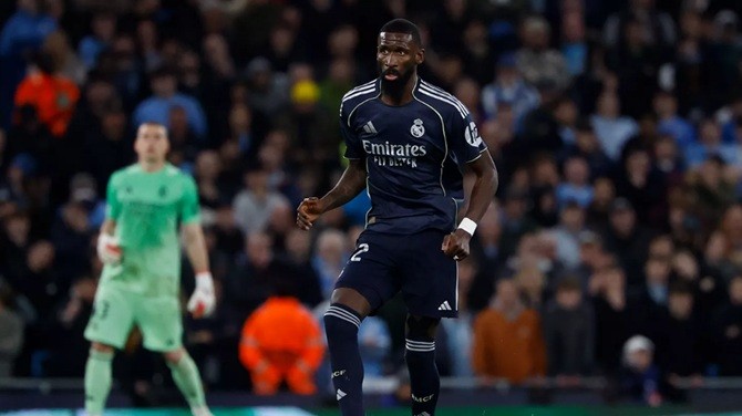 Rudiger (7,1): Vô cùng đẳng cấp và điềm tĩnh thoát pressing. Anh có xô xát với thủ thành Donnarumma trong đường hầm lúc nghỉ giữa hiệp.