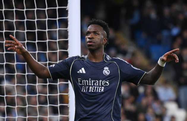 Vini đã có một trận đấu xuất sắc với cú đúp bàn thắng.